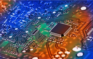 隨美遏華？日媒：日芯片產業將遭重創